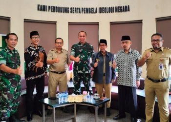 Silahturahmi LDII Semarang dengan Kodim 0733/BS dijadikan kesempatan untuk saling menjalin komunikasi dan bertukar pikiran.