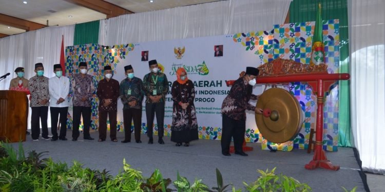 Bupati Kulon Progo Membuka Musda LDII