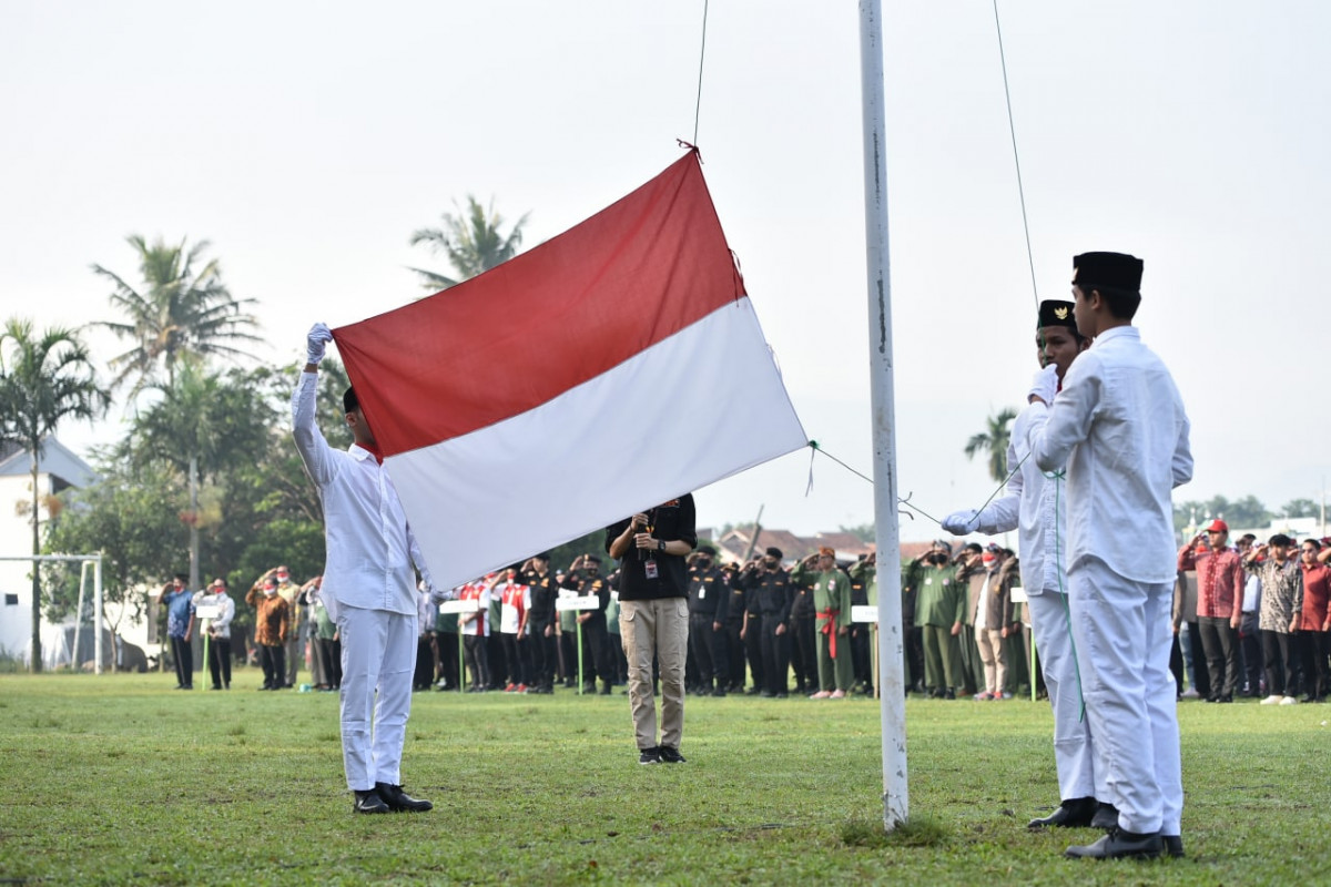 Upacara Peringatan HUT RI, LDII Jabar Tekankan Pentingnya Sikap Cinta