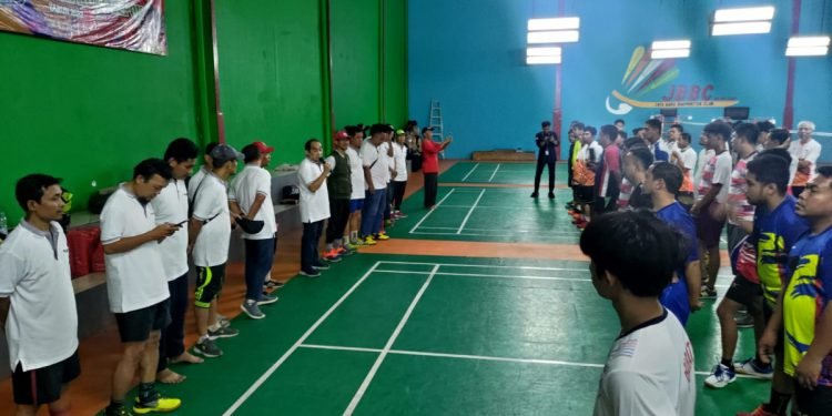 Pembukaan Turnamen Badminton LDII Depok