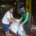 Anggota Sako SPN Kota Depok mengumpulkan barang bekas untuk dipilah dan dijual menjadi uang kas.