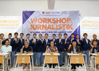 Peserta dan Pemateri Workshop Jurnalistik di SMK Budi Utomo, Jombang, Jatim.