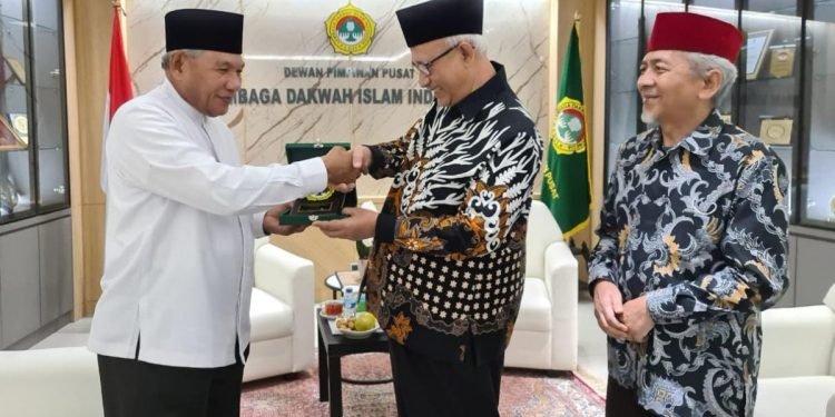 Kunjungan Ketum MUI Maluku di Kantor DPP LDII.
