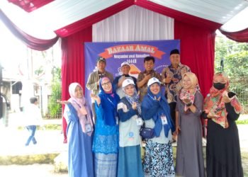 Pengurus Yayasan, Ketua RT dan Ketua Bidang Perekonomian dan Pembangunan Kecamatan Bojonggede. (LINES)