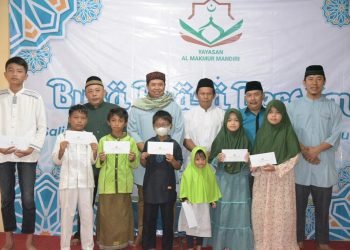 Pimpinan Yayasan dan Tokoh Masyarakat Beji. (LINES)