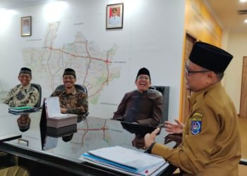 Wakil Wali Kota Depok H. Imam Budi Hartono saat menerima audiensi DPD LDII Kota Depok, (10/4).
