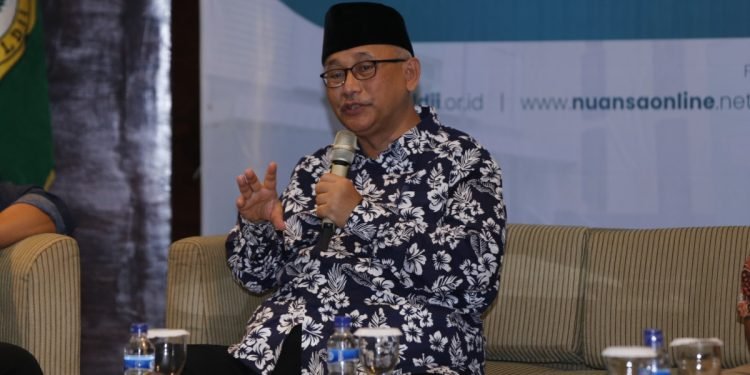 Ketua Umum DPP LDII KH Chriswanto Santoso mengatakan, peran media sangat penting bagi perkembangan sebuah organisasi. Hal itu disampaikan saat acara Silaturahim Syawal Departemen Komunikasi, Informasi dan Media DPP LDII dan LINES. Foto: LINES.