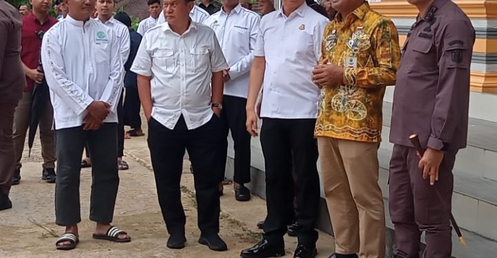 Tim Pakem Kejagung RI saat mengunjungi DPD LDII Kota Baru Kaliamantan Selatan. (LINES)