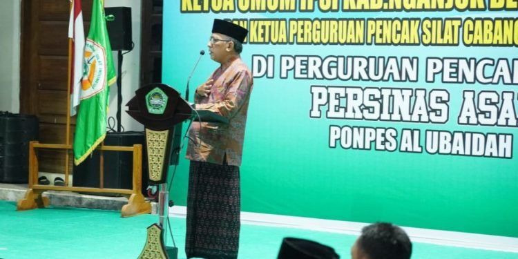 Pengasuh Ponpes Al Ubaidah Kertosono, Habib Ubaidillah mengajak dunia persilatan untuk menjaga perdamaian dan persaudaraan saat Ponpes Ubaidah Kertosono menjadi tuan rumah silaturrahim IPSI Kab. Nganjuk.   Foto: LINES.
