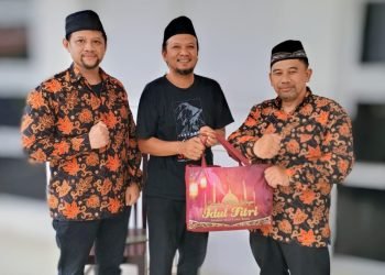 Camat Beji, Hendar Fradesa saat menerima silaturahmi Pimpinan Cabang LDII Kecamatan Beji (6/4) Foto: Dok LDII
