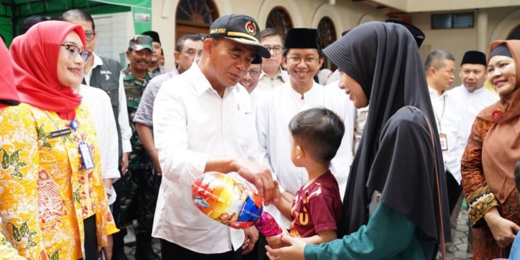 Menko PMK Muhadjir Effendy saat di Ponpes Al Ubaidah Kertosono, Nganjuk. (LINES)