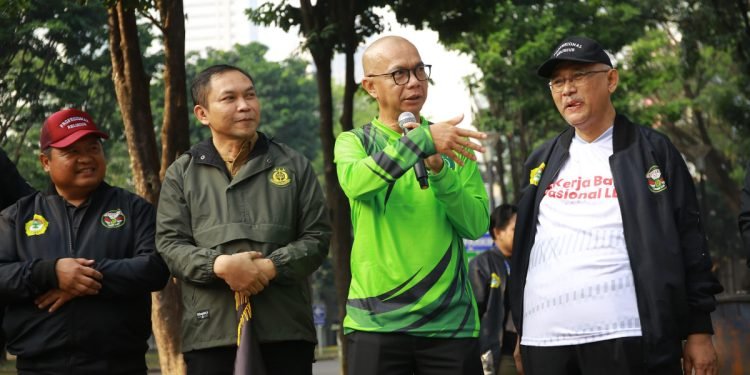 Jaksa Agung Muda bidang Intelijen (Jamintel), Reda Manthovani bersama Ketua Umum DPP LDII, KH Chriswanto Santoso. (LINES)