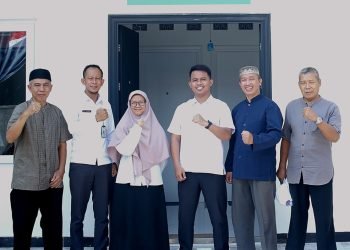 Staf Dinas Perikanan dan Peternakan Kabupaten Bogor bersama Yayasan Generasi Luhur Abadi dan Pengurus LDII Kab. Bogor. (LINES)