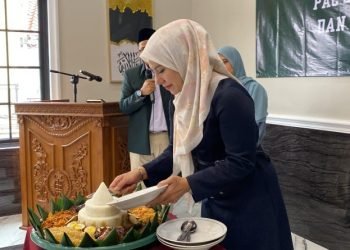 Anggota DPRD Kota Depok sekaligus Ketua Fraksi PDI Perjuangan, Hj. Indah Ariany, SH. (LINES JABAR)