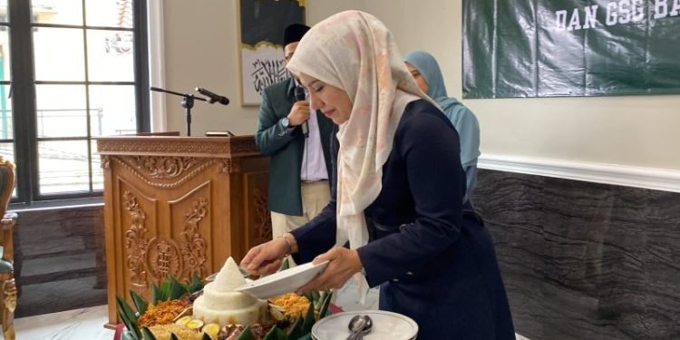 Anggota DPRD Kota Depok sekaligus Ketua Fraksi PDI Perjuangan, Hj. Indah Ariany, SH. (LINES JABAR)