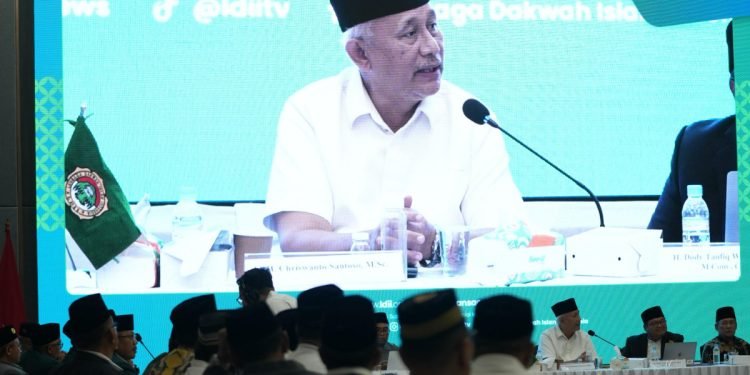 Ketum DPP LDII KH Chriswanto Santoso saat Rakornas LDII. (FOTO:LINES)