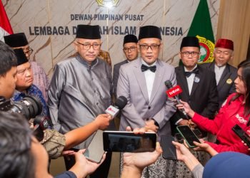 DPP LDII dan Badan Penyelenggara Haji sedang memberikan keterangan pers. (Foto: LINES)