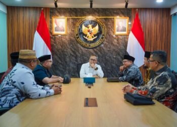 Menteri Koordinator Bidang Pangan Zulkifli Hasan saat menerima kunjungan Pengurus DPP LDII. (LINES)